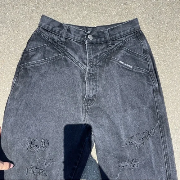 Vintage Rocky Mountain Clothing Co. Distressed High Waisted Jeans size 28/7